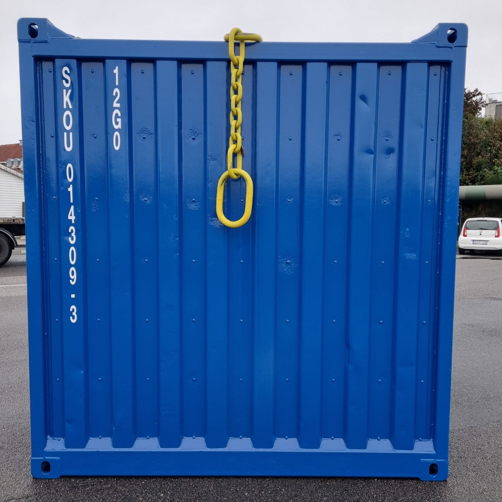 Samme 10 fods offshore container efter sandblæsning, maling og 4-års test